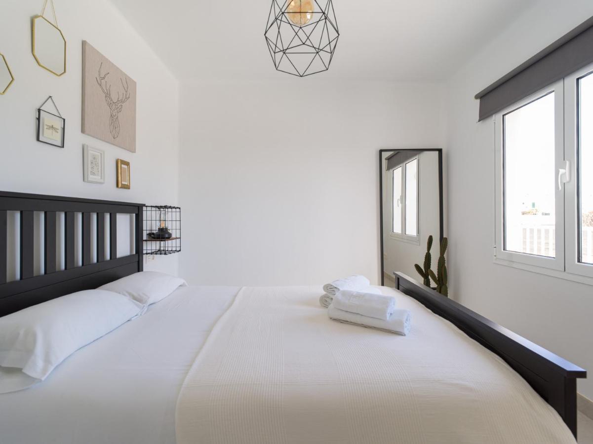 Homeforguest Sunset Senator With Pool And Terrace In กอสตา เตกีสเซ ภายนอก รูปภาพ