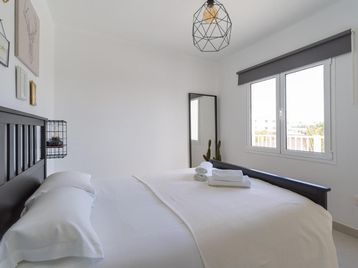 Homeforguest Sunset Senator With Pool And Terrace In กอสตา เตกีสเซ ภายนอก รูปภาพ