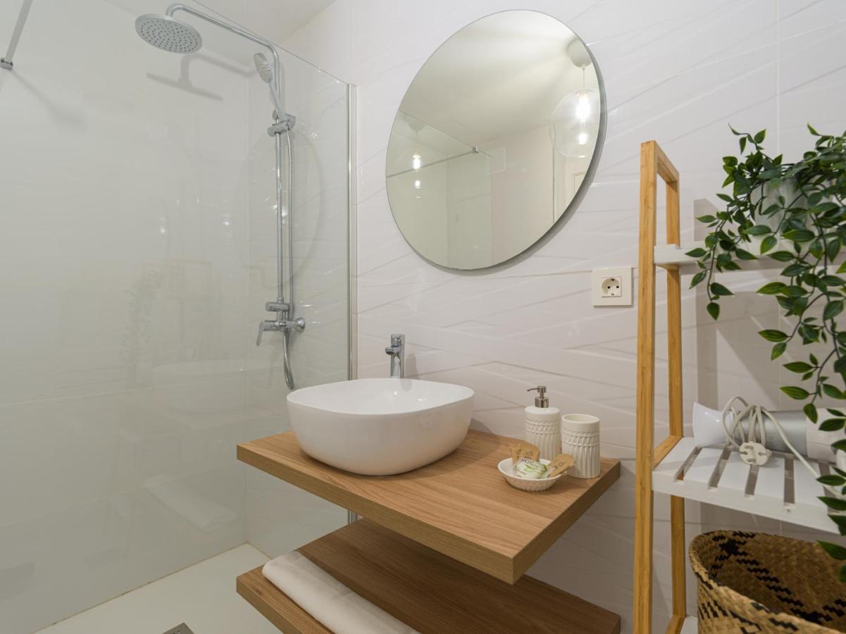 Homeforguest Sunset Senator With Pool And Terrace In กอสตา เตกีสเซ ภายนอก รูปภาพ