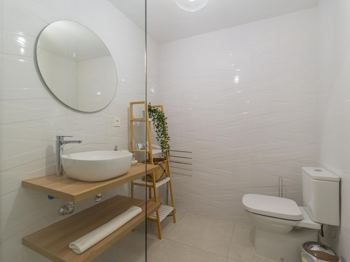 Homeforguest Sunset Senator With Pool And Terrace In กอสตา เตกีสเซ ภายนอก รูปภาพ