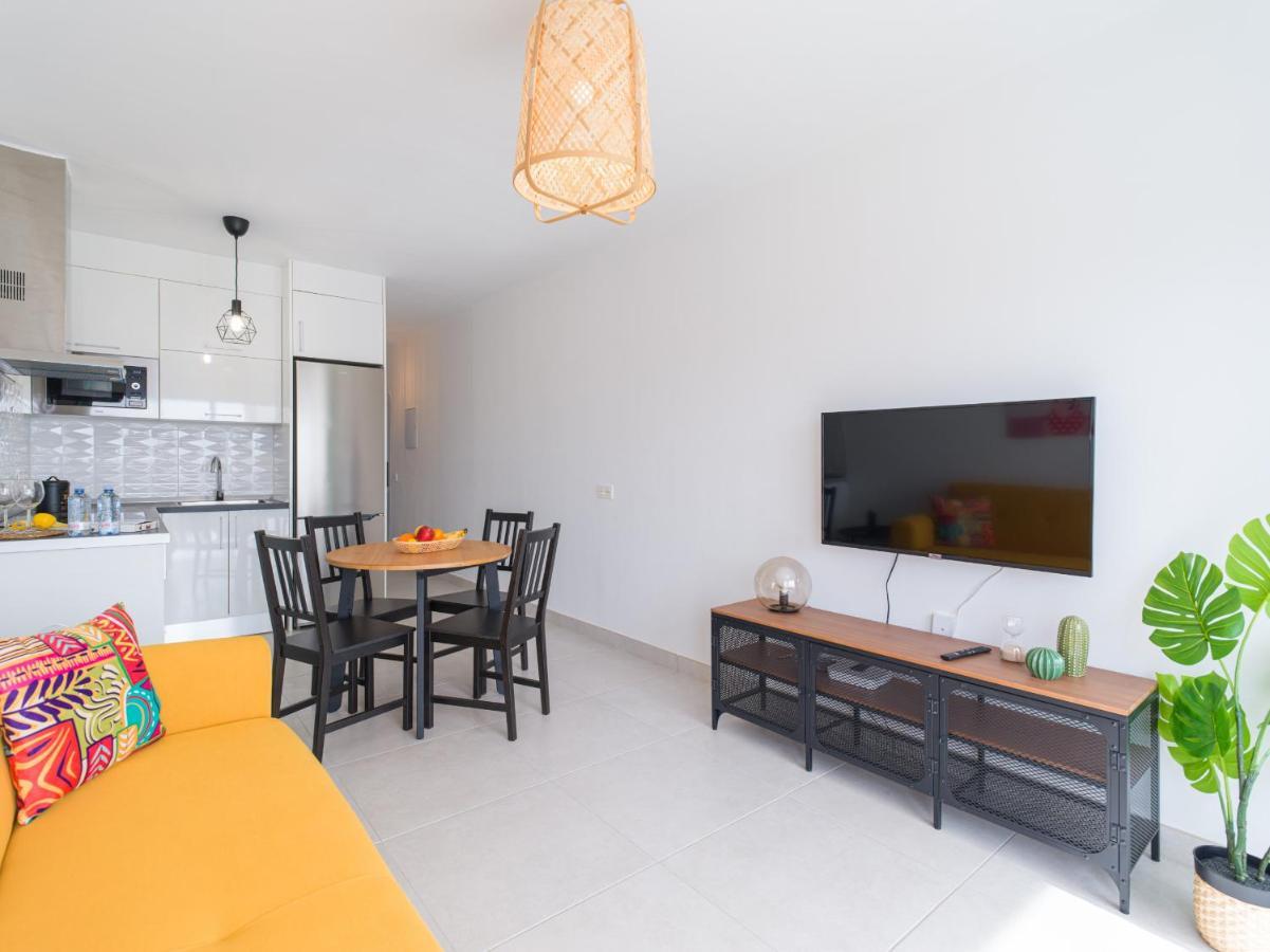 Homeforguest Sunset Senator With Pool And Terrace In กอสตา เตกีสเซ ภายนอก รูปภาพ