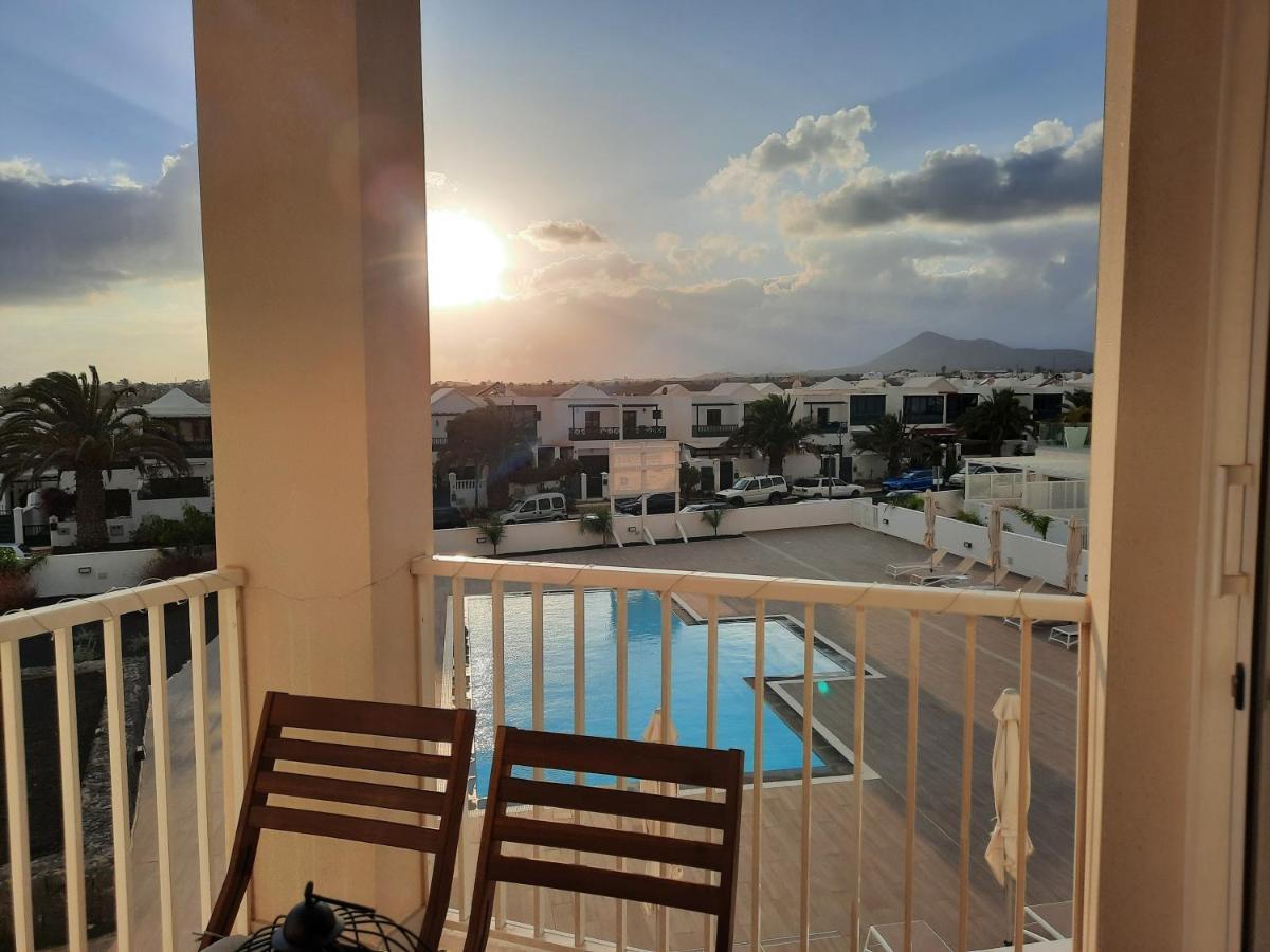 Homeforguest Sunset Senator With Pool And Terrace In กอสตา เตกีสเซ ภายนอก รูปภาพ